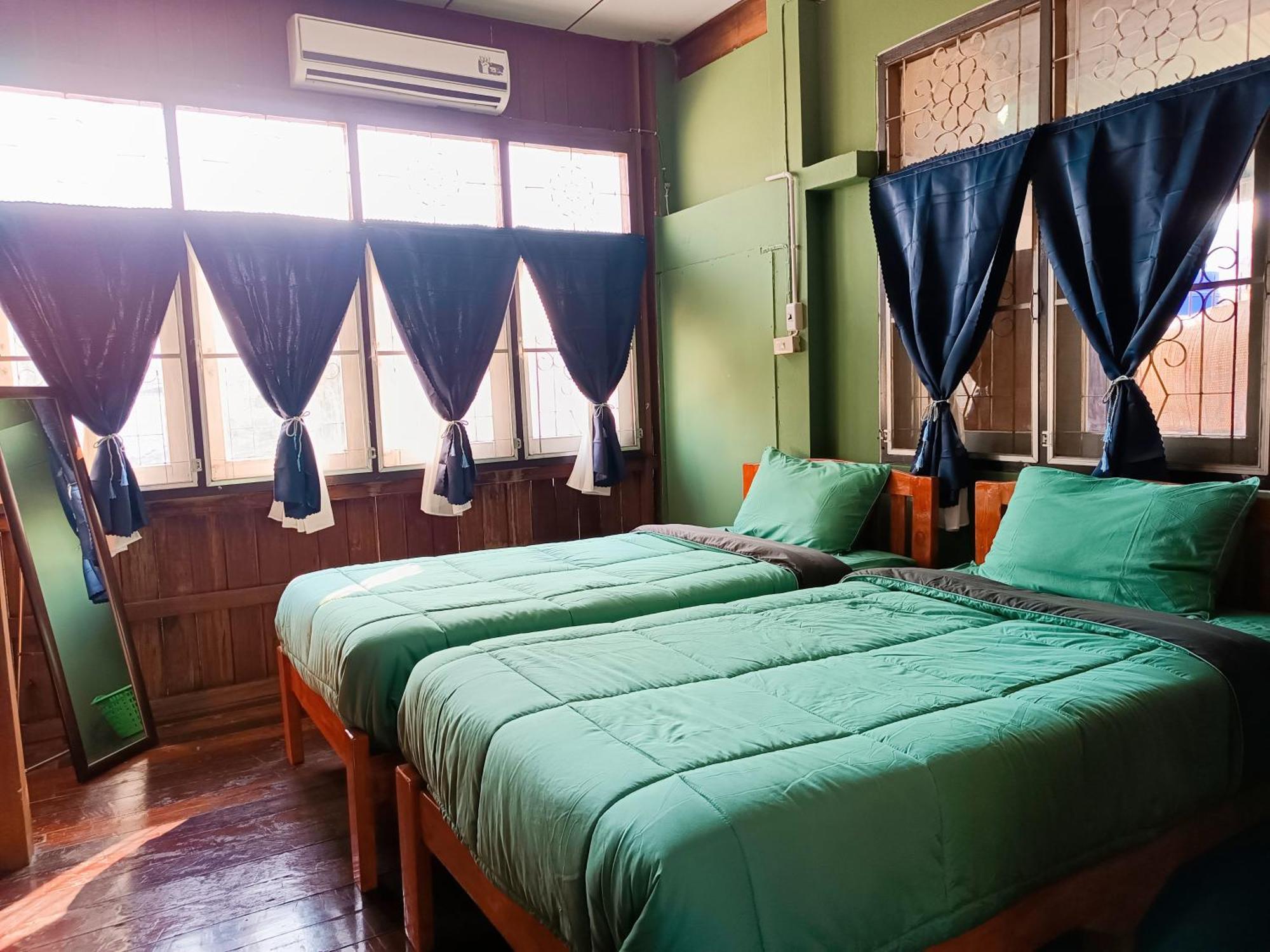 Pai Baan Homestay ปายบ้าน โฮมสเตย์ ถนนคนเดินปาย Exterior photo