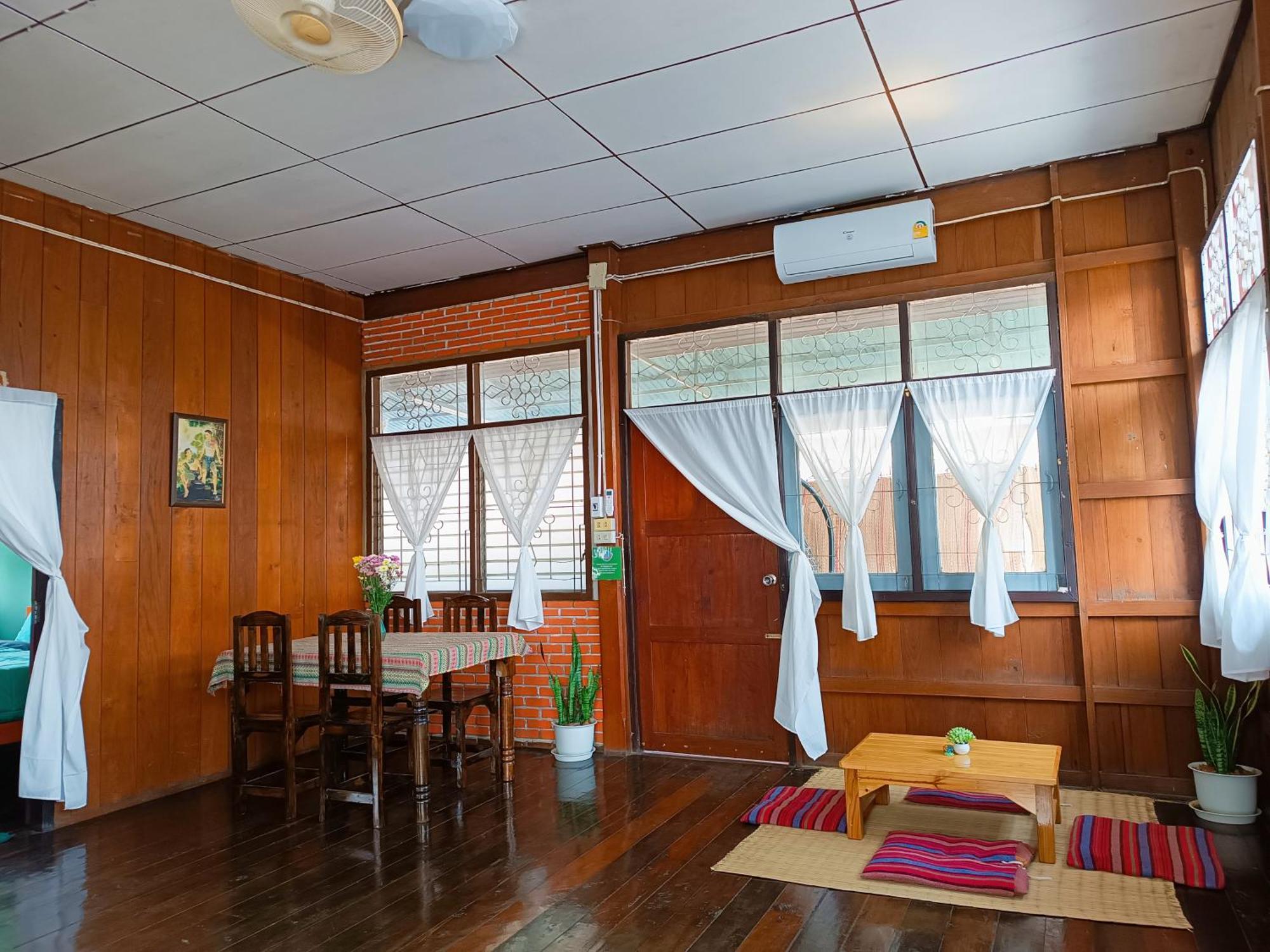 Pai Baan Homestay ปายบ้าน โฮมสเตย์ ถนนคนเดินปาย Exterior photo