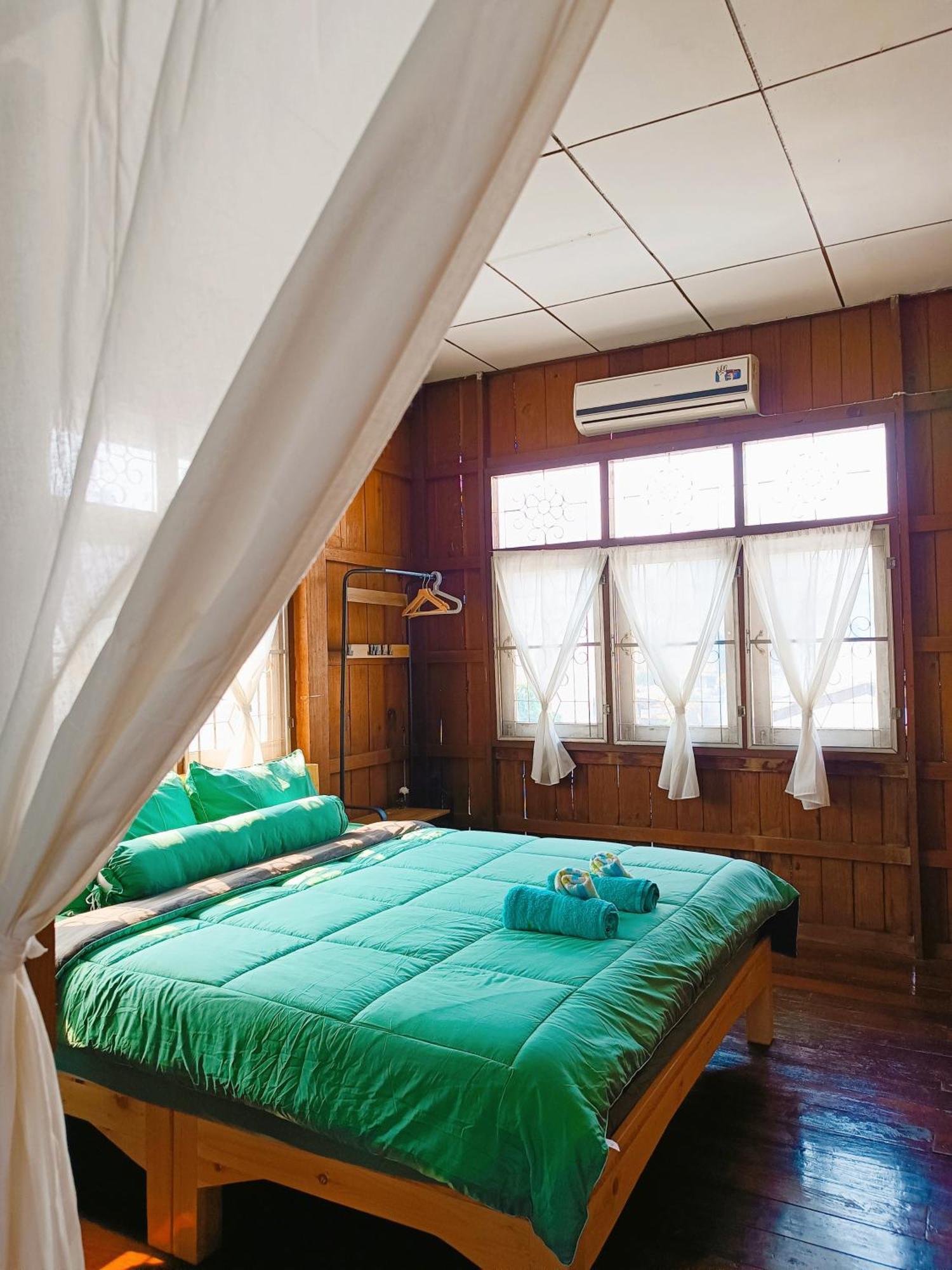 Pai Baan Homestay ปายบ้าน โฮมสเตย์ ถนนคนเดินปาย Exterior photo