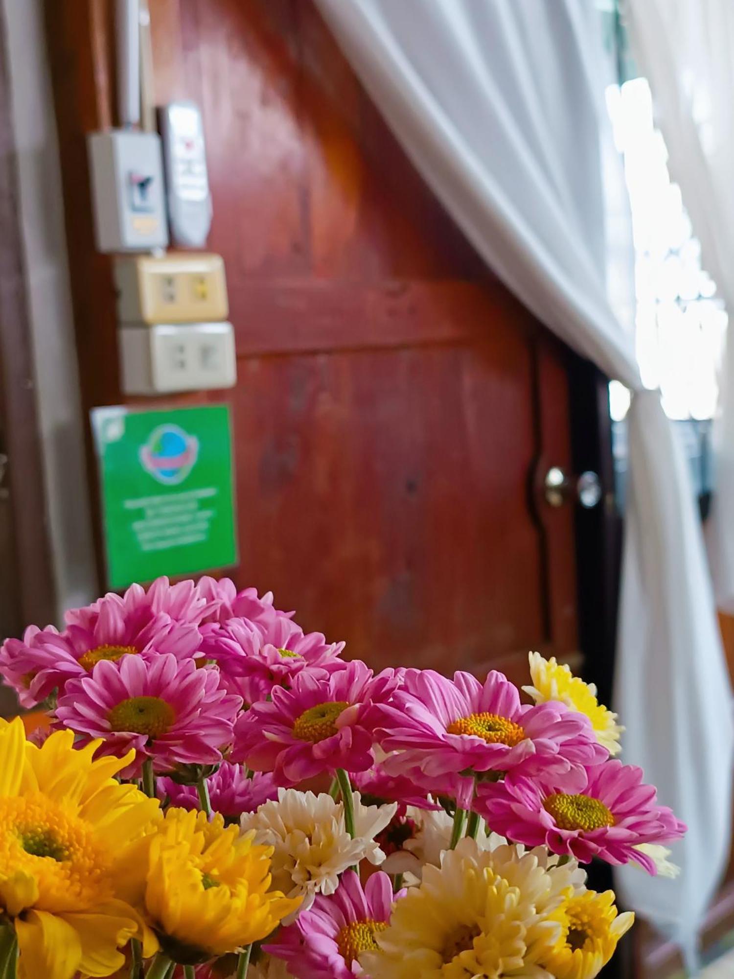 Pai Baan Homestay ปายบ้าน โฮมสเตย์ ถนนคนเดินปาย Exterior photo
