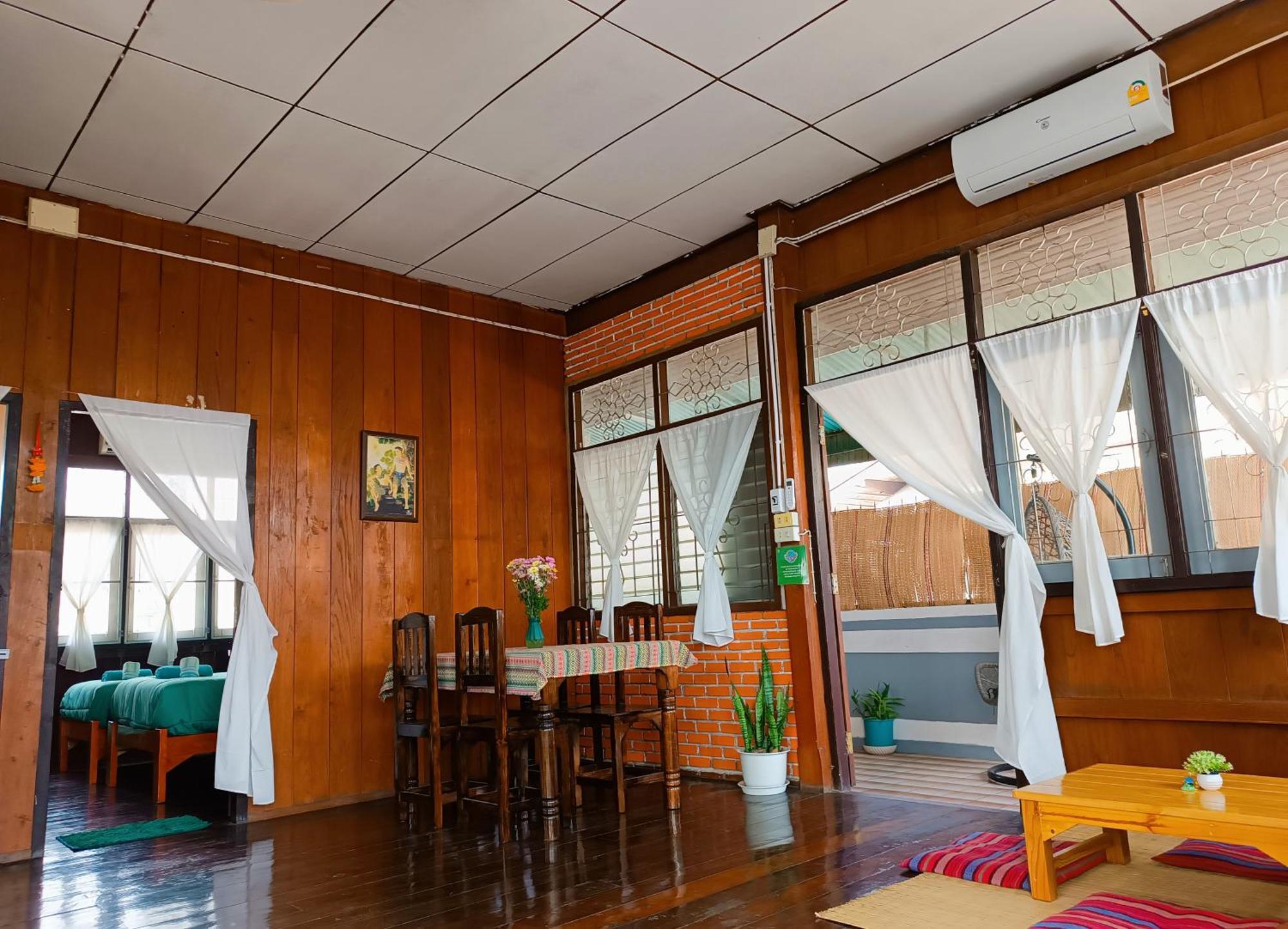 Pai Baan Homestay ปายบ้าน โฮมสเตย์ ถนนคนเดินปาย Exterior photo