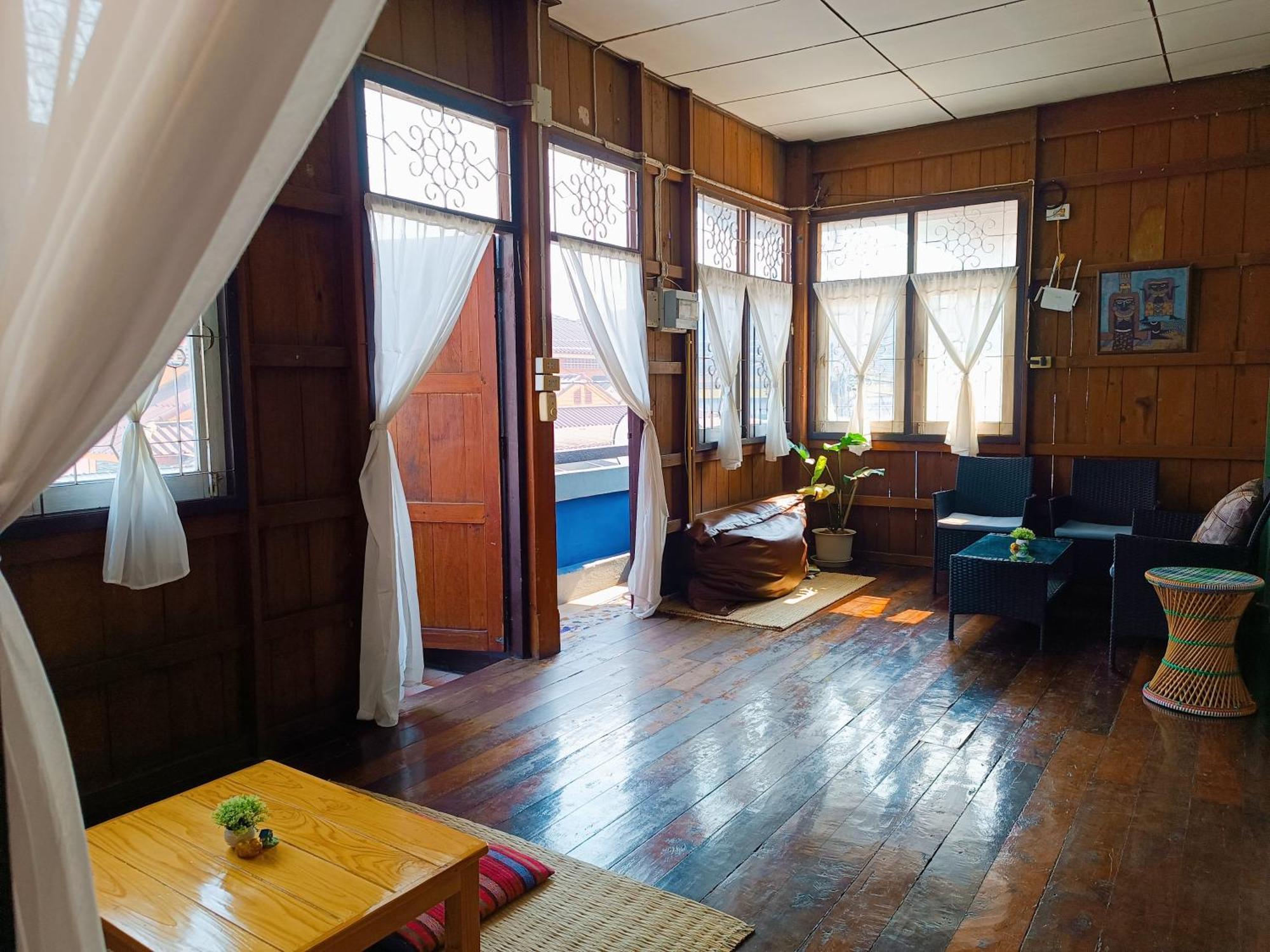 Pai Baan Homestay ปายบ้าน โฮมสเตย์ ถนนคนเดินปาย Exterior photo